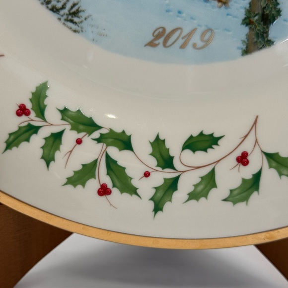 Lenox HOLIDAY ANNUAL CHRISTMAS PLATE Collector Plate 2019 29th Anniversary - Picture 4 of 11
